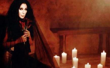 Cher rajongói is gyászoltak tévedésből ThatCHER halála miatt tagolatlan címke okán