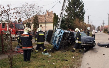 Két autó ütközött össze Csongrádon