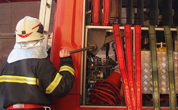 Több milliós felszereléssel segítik az önkéntes tűzoltók és mentőszervezetek munkáját