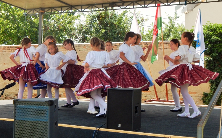 Kultúrák közös ünneplése Rajkán - képgalériával