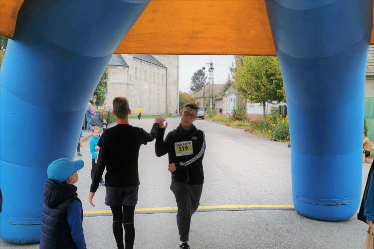 I. Tüdőlebeny Futóverseny Lébény - célfotók