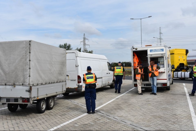 Folyamatos rendőri jelenlét az M1-es autópálya Győr-Moson-Sopron megyei szakaszán