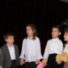 Emléklap kiosztó ünnepség Máriakálnok 2016-ban született babáinak