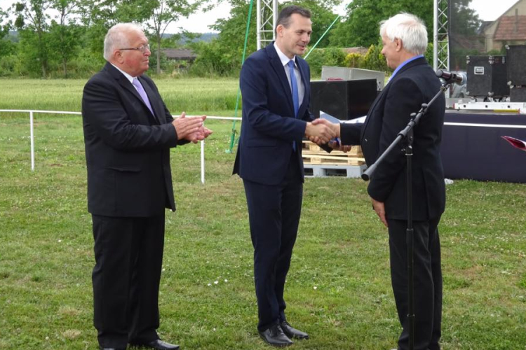 Megyei kitüntetések, hétvégi programok