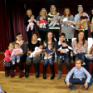 Emléklap kiosztó ünnepség Máriakálnok 2017-ben született babáinak