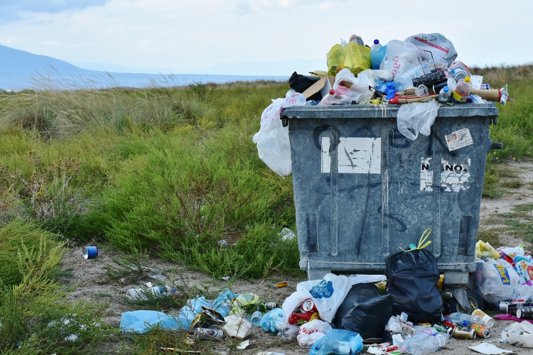 Jobb ha el se dobod címmel újraindítja országos szemétgyűjtési akcióját a Magyar Közút