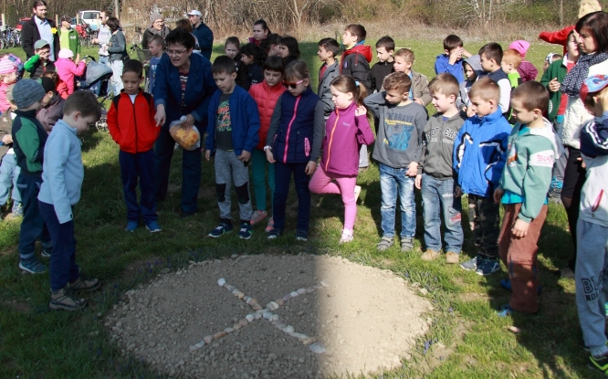 Napóra avatás, adományozás és felajánlás - mindez egy napon, Dunaszigeten - képes beszámoló