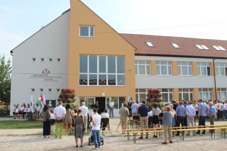 Kevés a diák a rajkai iskolában