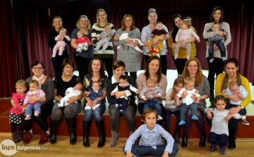 2018-ban is köszöntötték a legfiatalabb lakókat Máriakálnokon