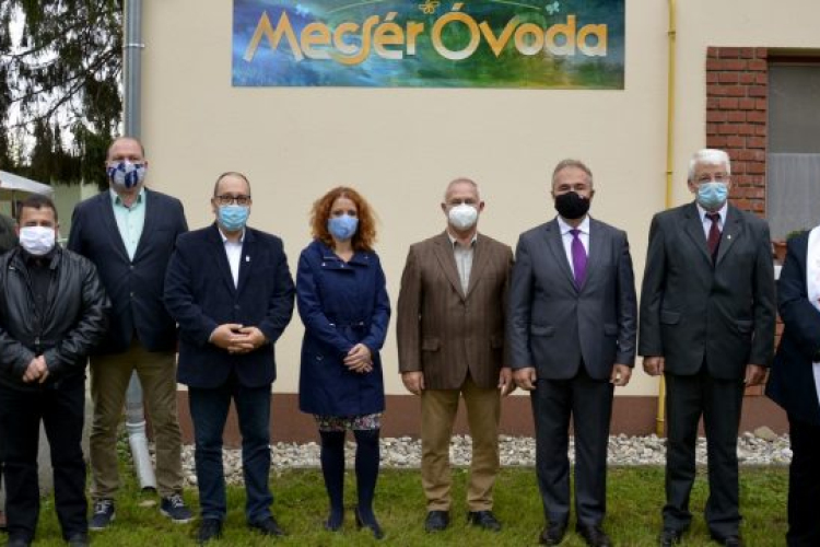 Átadták a megújult mecséri óvodát
