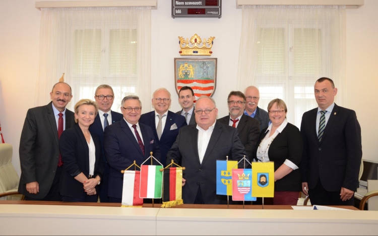 Összefoglaló a német-lengyel delegáció látogatásáról