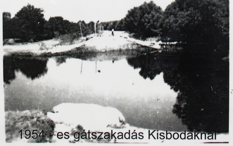 65 ÉVVEL EZELŐTT A SZIGETKÖZBEN