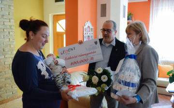 Új családtámogatási modell Lébényben