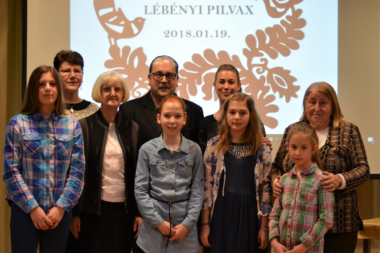 Lébényi Pilvax Sík Frida színművésszel - képgalériával