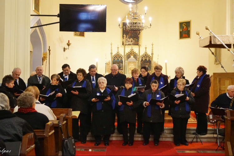 Adventi kórustalálkozó a nemzetiségi összetartozás jegyében