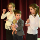 Emléklap kiosztó ünnepség Máriakálnok 2016-ban született babáinak