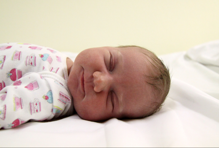 Lelkes Jázmin, Újrónafő