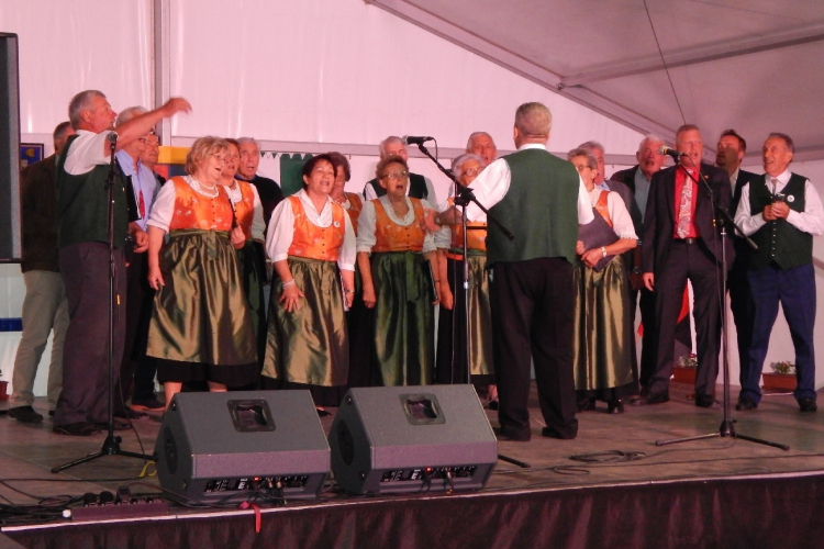 Testvér-települési találkozó Máriakálnokon 