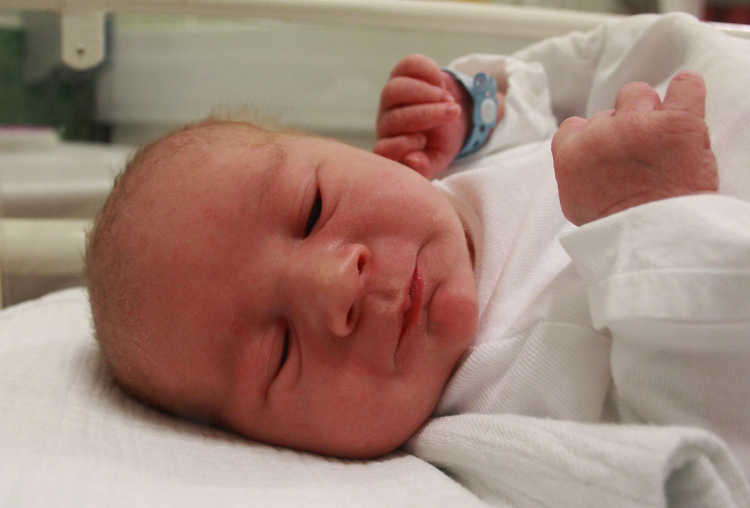 Pirger Rajmond, Hédervár