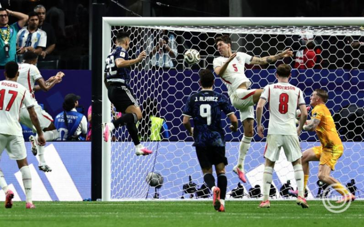 Vb-2026 - A címvédő Argentína a hajrában fordított az angolok ellen, és a döntőbe jutott