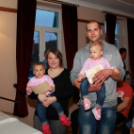 Emléklap kiosztó ünnepség Máriakálnok 2016-ban született babáinak