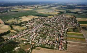 Nyolcvanöt év jóban, rosszban