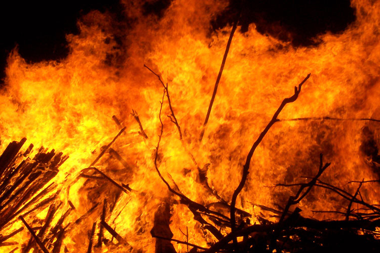 Feloldják az égetést tiltó rendeletet Darnózselin