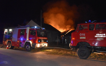 Tűzesethez riasztották a tűzoltókat Levélen