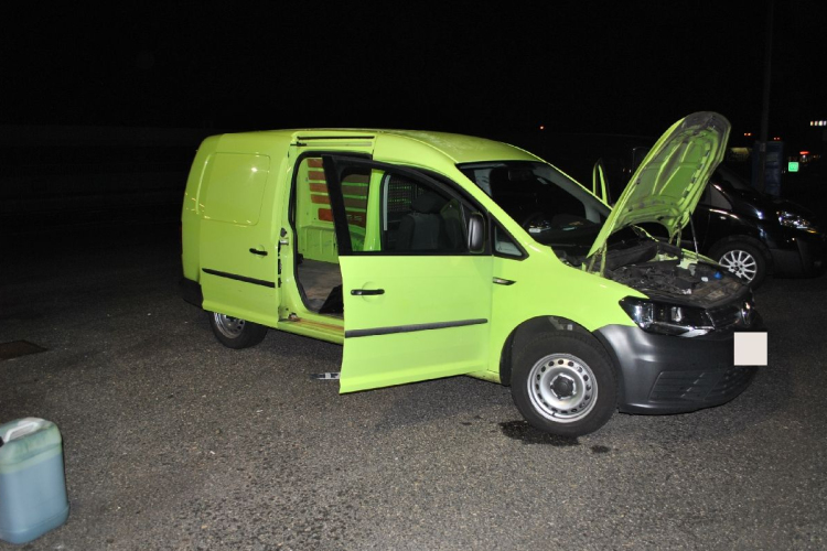 Lezárt nyomozás: rengeteg kokaint találtak Hegyeshalomnál - fotók