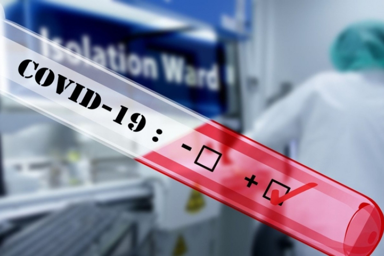 Tovább csökkent Romániában a nyilvántartott aktív esetek száma