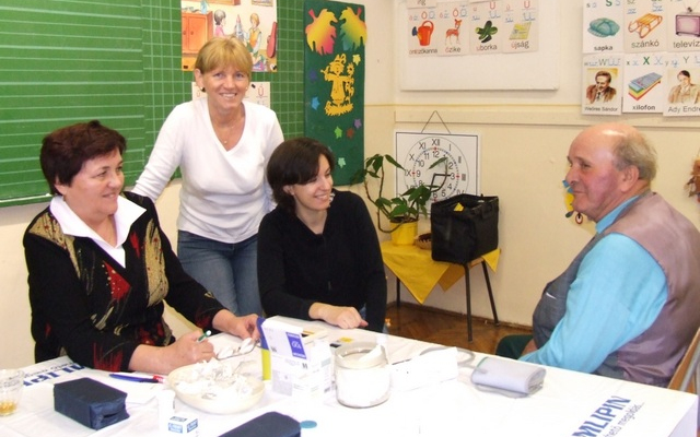 Évtizedek a Vöröskereszt szolgálatában