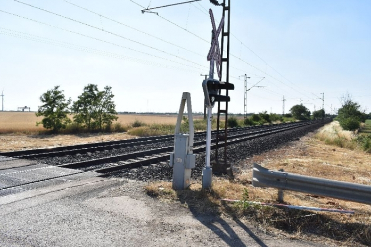 Letörte a sorompórudat, keresi a rendőrség