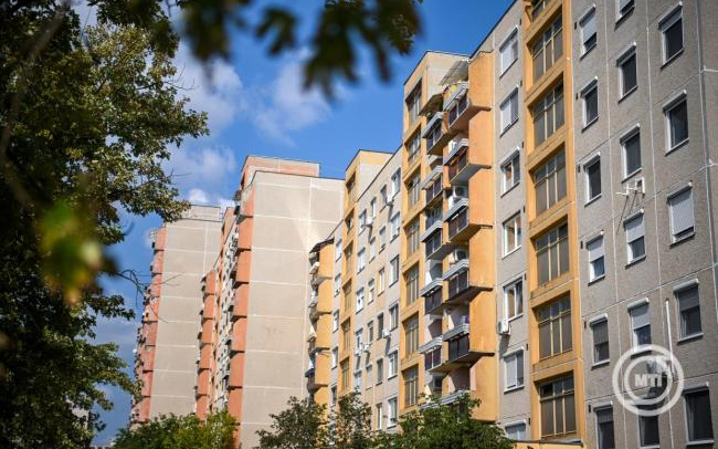 Otthon Centrum: a vidéki nagyvárosokban is a panellakások drágultak leginkább