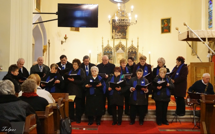Adventi kórustalálkozó a nemzetiségi összetartozás jegyében