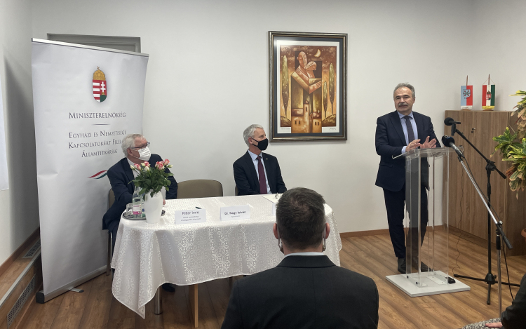 Összesen 136 millió forint támogatást kap a térség három nemzetiségi iskolája