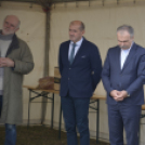 Nefelejcs Gyümölcsöskert avatás Dunaszigeten