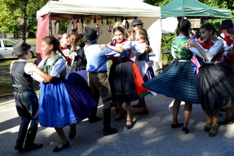 Albertkázmérpusztai Búcsú