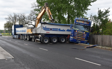 Képek az ásványrárói és a kimlei balesetről