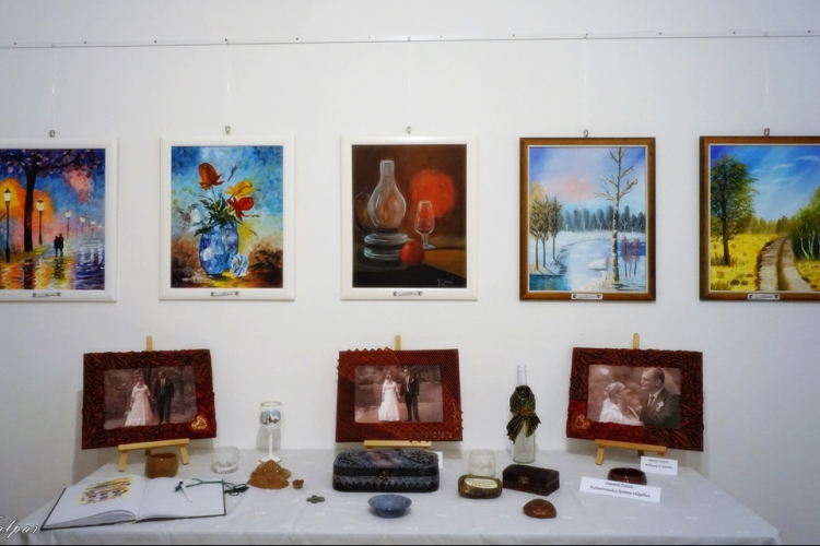  Tárlat megnyitó a levéli kultúrházban