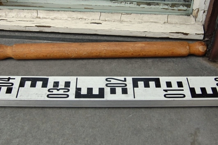 Sodrófával és mazsorettbottal is ütötték egymást