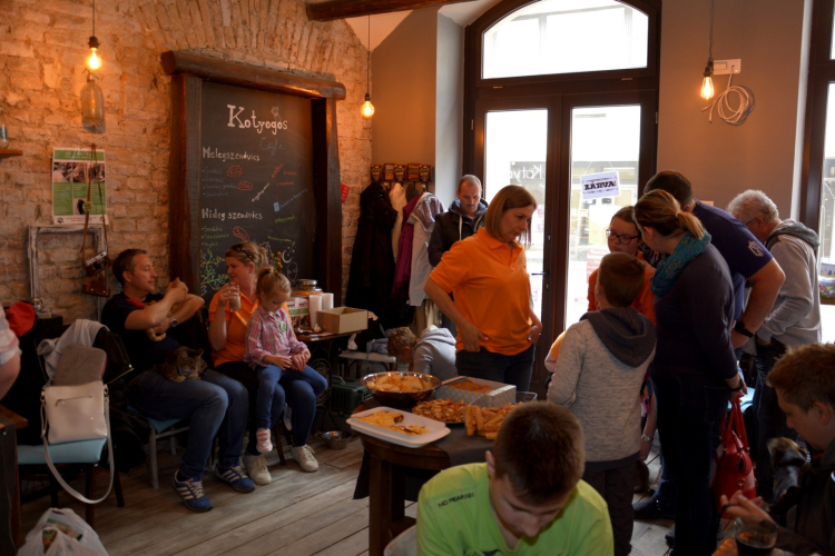 1. Győri Puha Praclik találkozó a Kotyogós Cafféban 