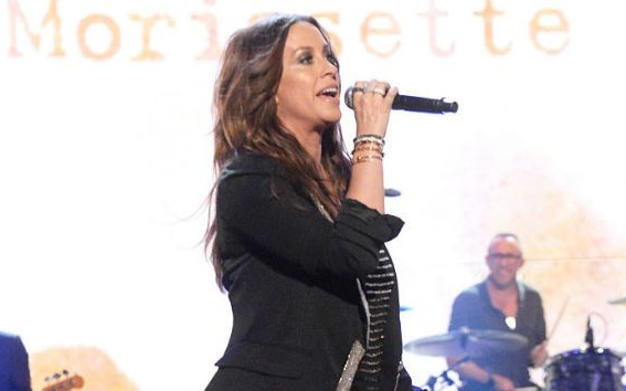 Egy vagyont lopott Alanis Morissette volt pénzügyi tanácsadója