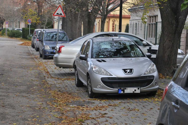 Visszaáll a parkolási rend!