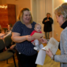 Emléklap kiosztó ünnepség Máriakálnok 2017-ben született babáinak