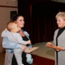 Emléklap kiosztó ünnepség Máriakálnok 2016-ban született babáinak