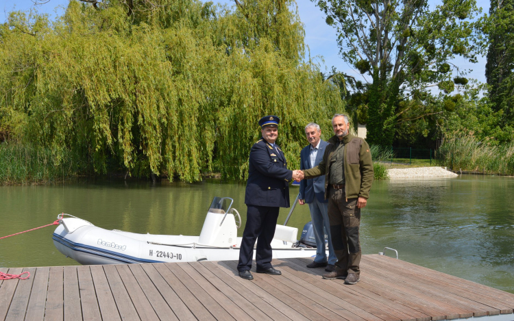 Járőrözés a vizeken