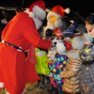 A legszebb konyhakertek vetélkedő díjai és adventi gyertyagyújtás Darnózselin