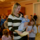 Emléklap kiosztó ünnepség Máriakálnok 2017-ben született babáinak