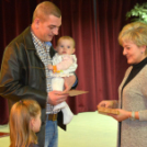 Emléklap kiosztó ünnepség Máriakálnok 2016-ban született babáinak