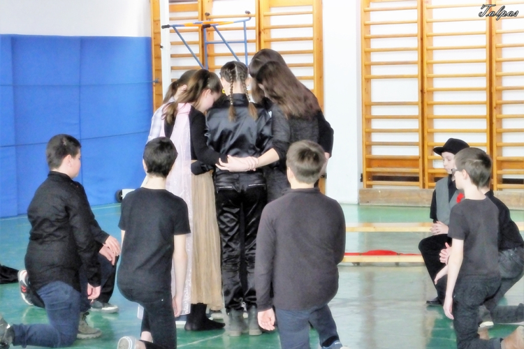 \'48-as ünnepség Darnózselin